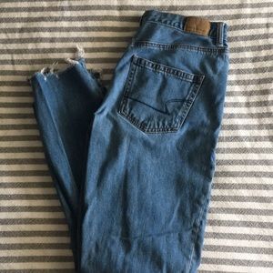American Eagle Mom Jeans